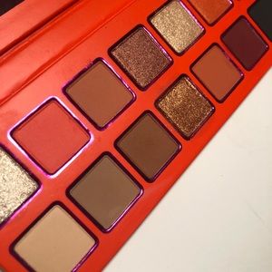 Kylie Cosmetics Summer Collection Palette